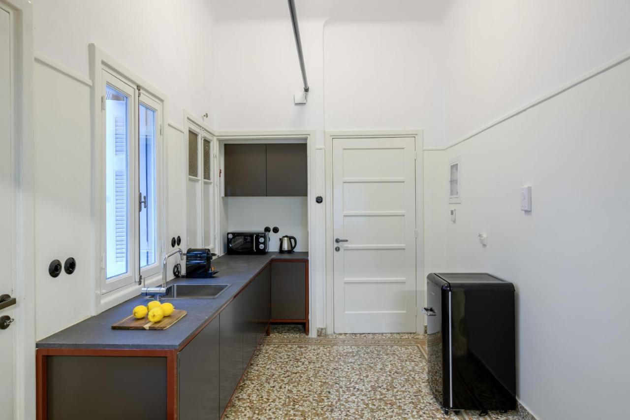 Your 4 Bdrm Dream House Acropolis View & Jacuzzi أثينا المظهر الخارجي الصورة