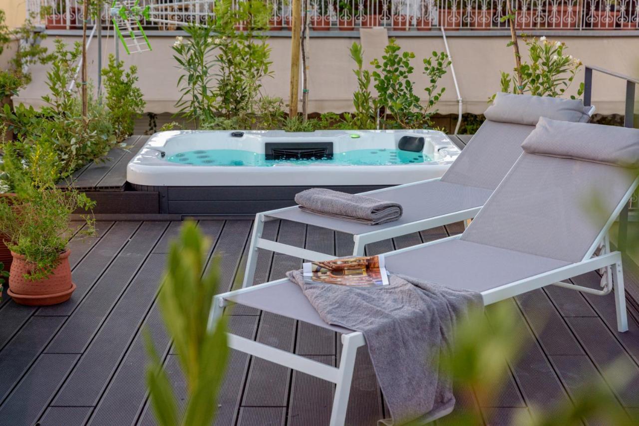 Your 4 Bdrm Dream House Acropolis View & Jacuzzi أثينا المظهر الخارجي الصورة