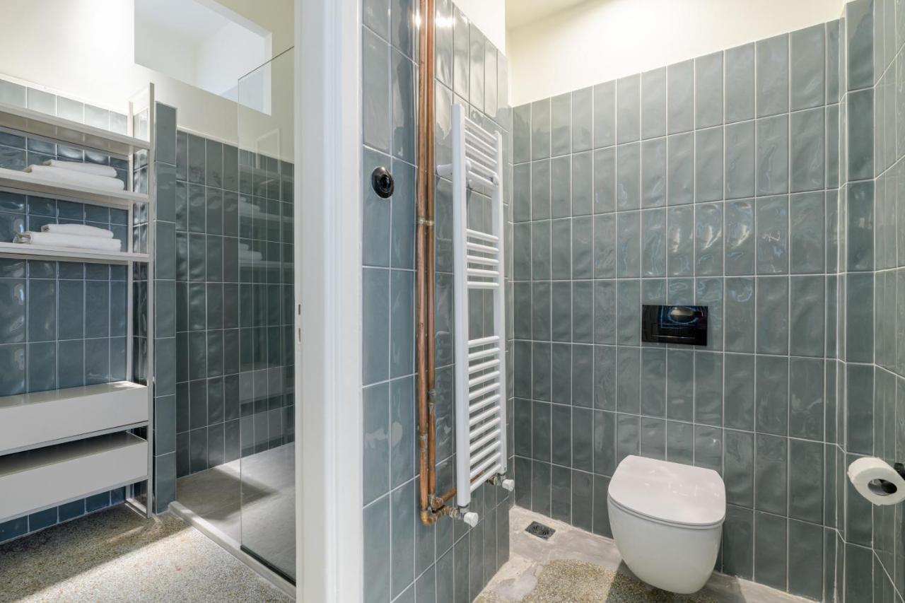 Your 4 Bdrm Dream House Acropolis View & Jacuzzi أثينا المظهر الخارجي الصورة